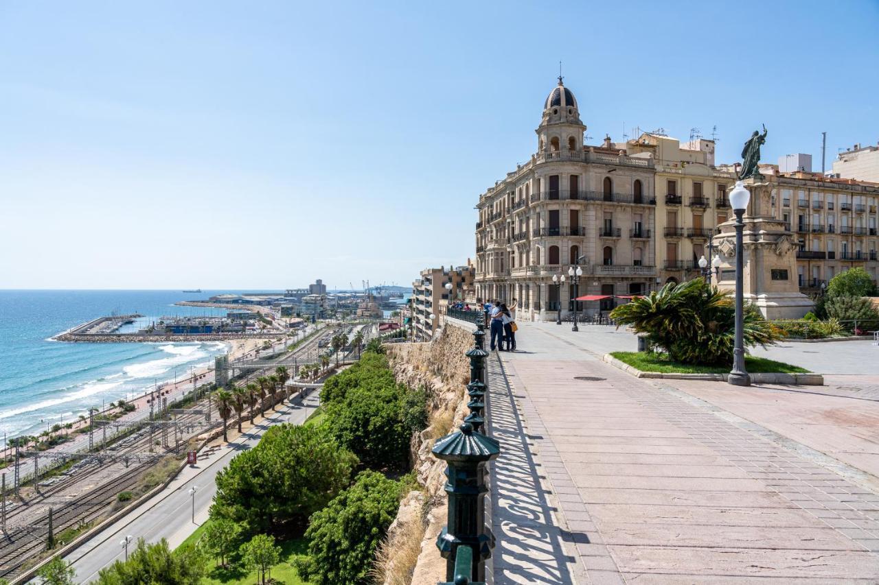 Hauzify I Domus Tarragona Apartment ภายนอก รูปภาพ