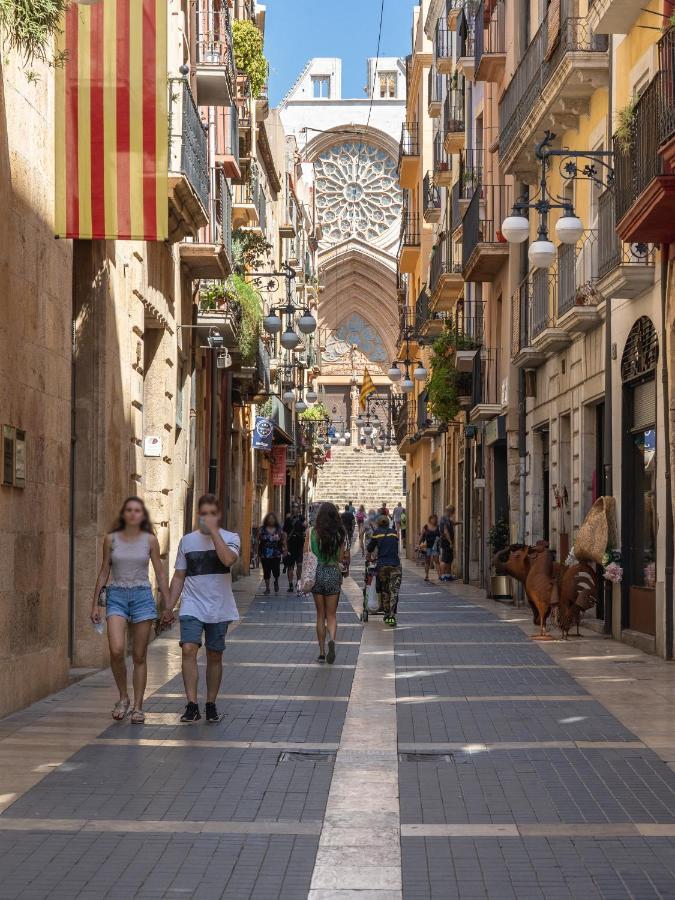 Hauzify I Domus Tarragona Apartment ภายนอก รูปภาพ